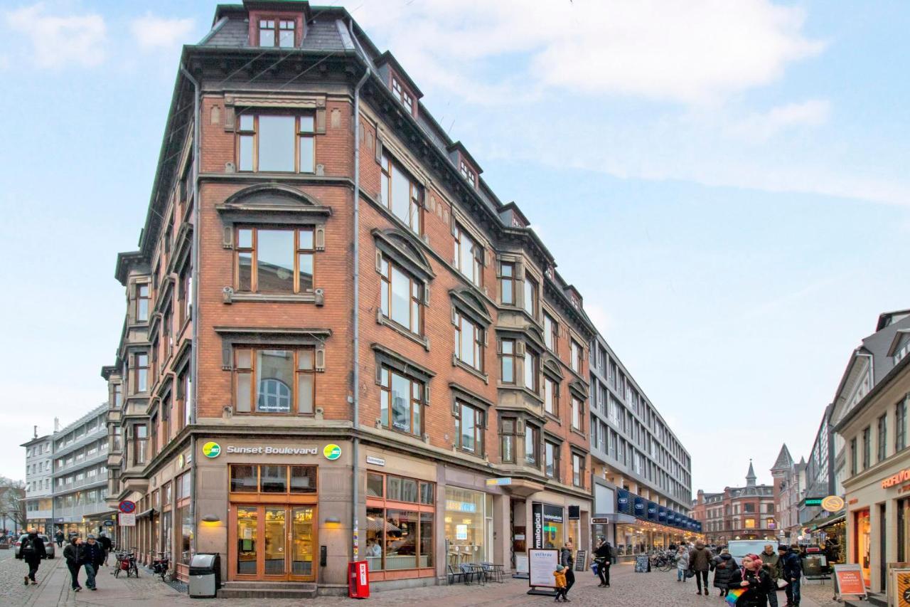 The Modern Aarhus Getaway Apartment Exterior photo